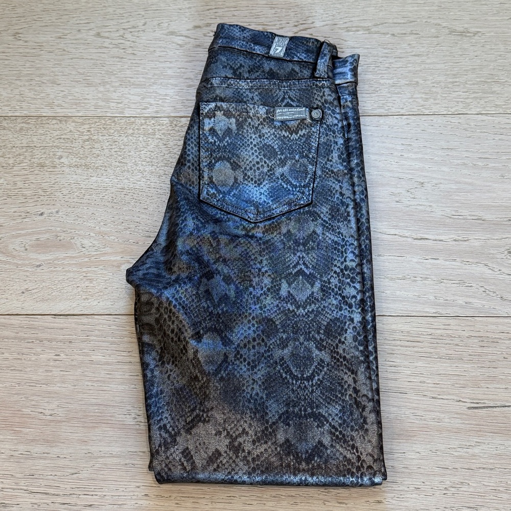 Seven For All Mankind Coated Snake Print Skinny Jeans in Size 25